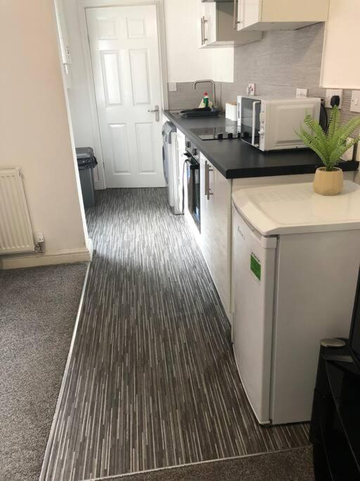 Simple And Sweet, Flat On Lewis Street - 1 Br Apartment Stoke-on-Trent Luaran gambar
